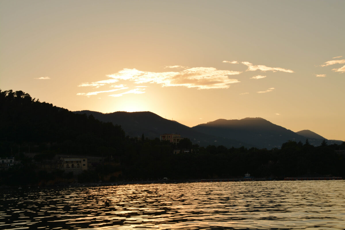 Portido Marina | Noleggio Barche Servizi a Le Grazie